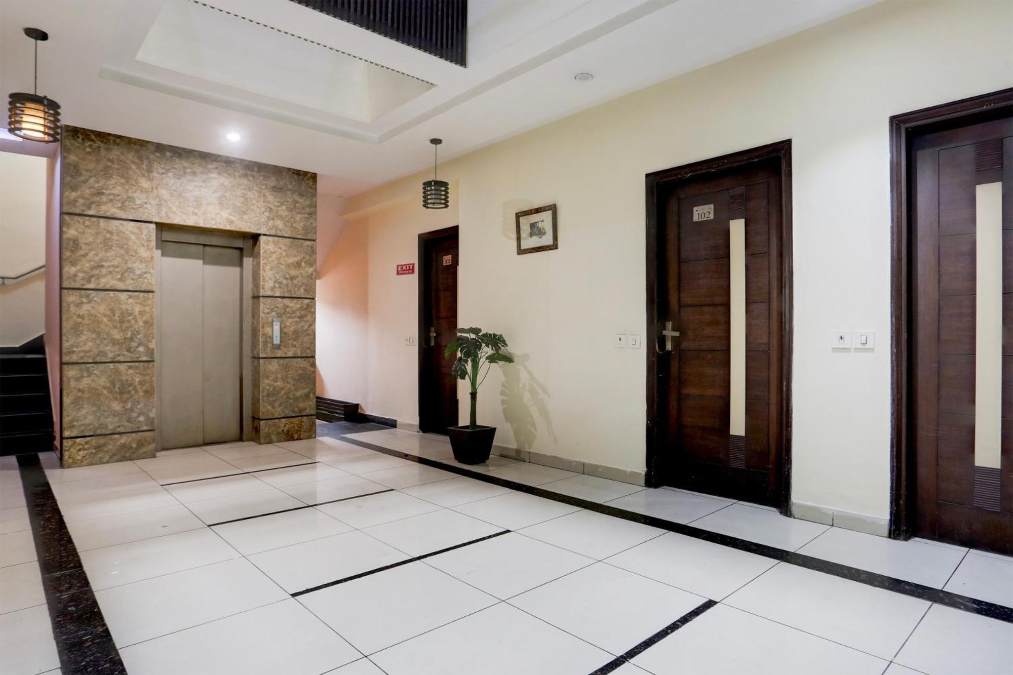 Super Collection O Railway Station Road Near Clock Tower Otel Ludhiana Dış mekan fotoğraf